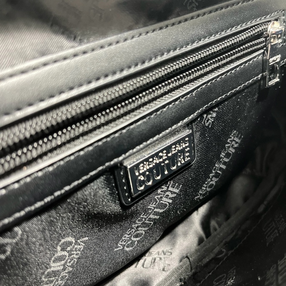 Versace Jeans Couture Camera Bag - Picture 7 of 8